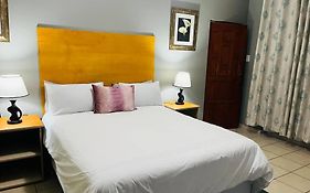 Flat In Rustenburg